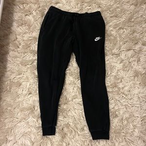 Men’s Nike joggers size M